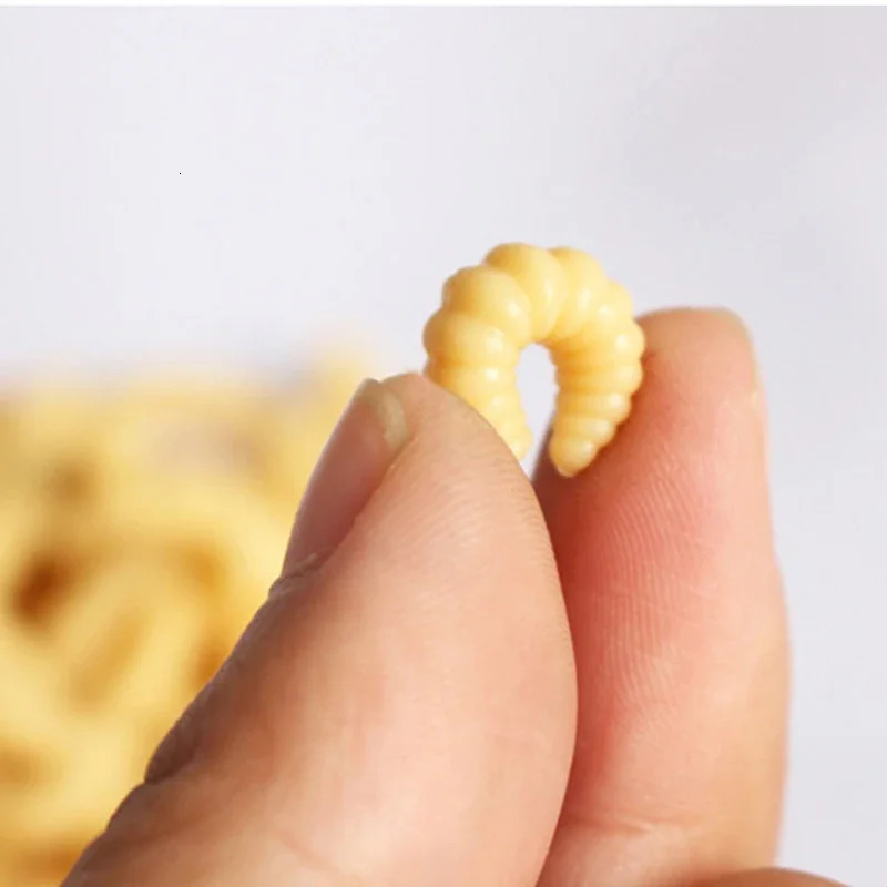 Wholesale 2cm 03g Maggot Soft Fishing Lure Silicone Smell Grub Worms Artificial Fishy Bait 100050030020010050PCS 241024