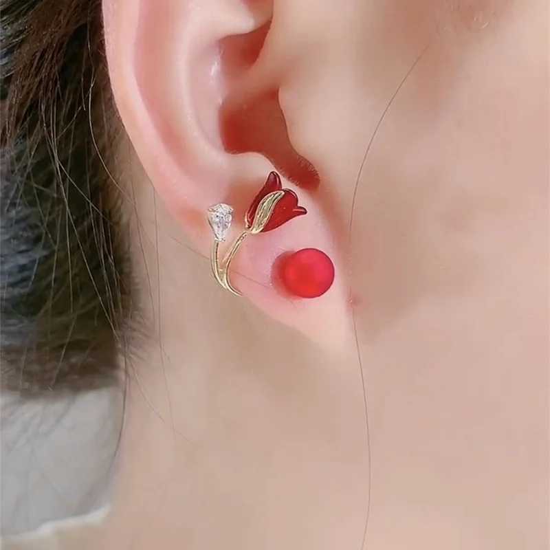 Korean Imitation Pearl Flower Earrings Fashion Crystal Zircon Red Rose Stud Earring for Woman Party Jewelry Christmas GiftX241023