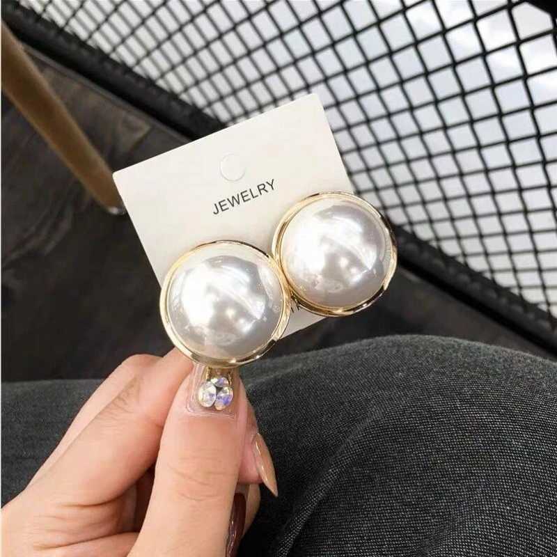 20mm Hyperbole Gold Color Round Imitation Pearl Stud Earring for Women Temperament Wedding Jewelry Christmas Day Girl GiftX241023