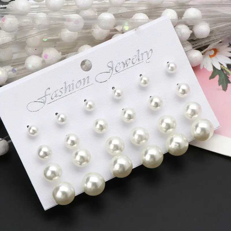 Shiny simulated pearl earrings with 12 pairs of round earrings used for party street photography W241023