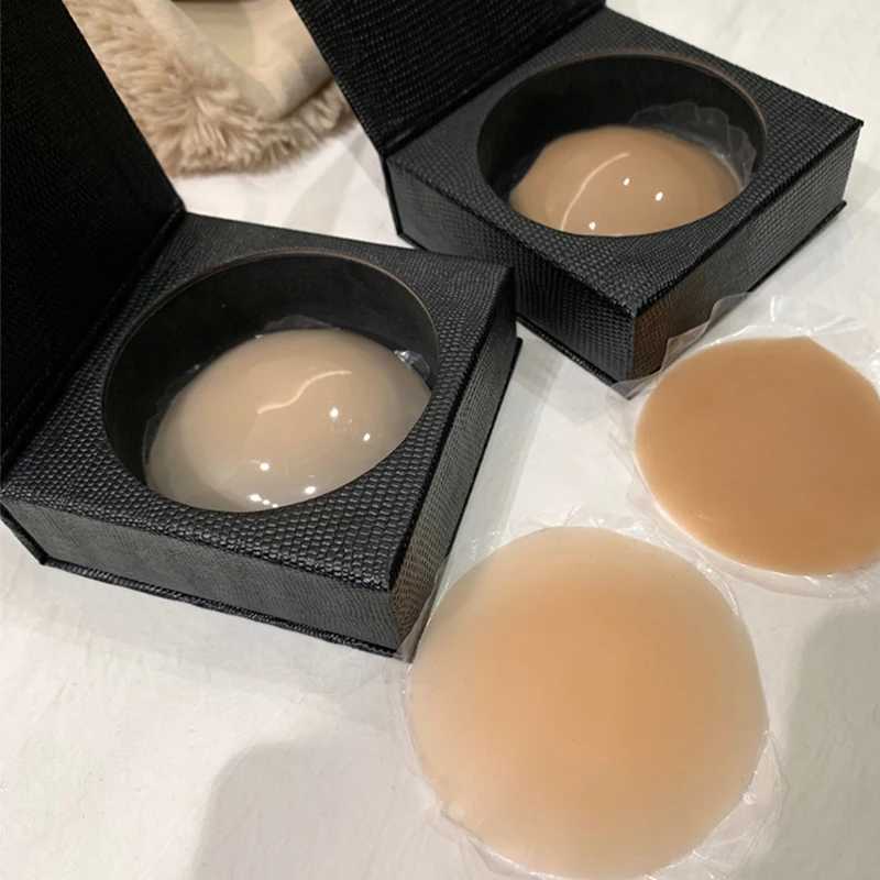 2Pcs Women Breast Petals Lift Nipple Cover Invisible Petal Adhesive Strapless Backless Stick on Bra Silicone Breast StickersXJ241024