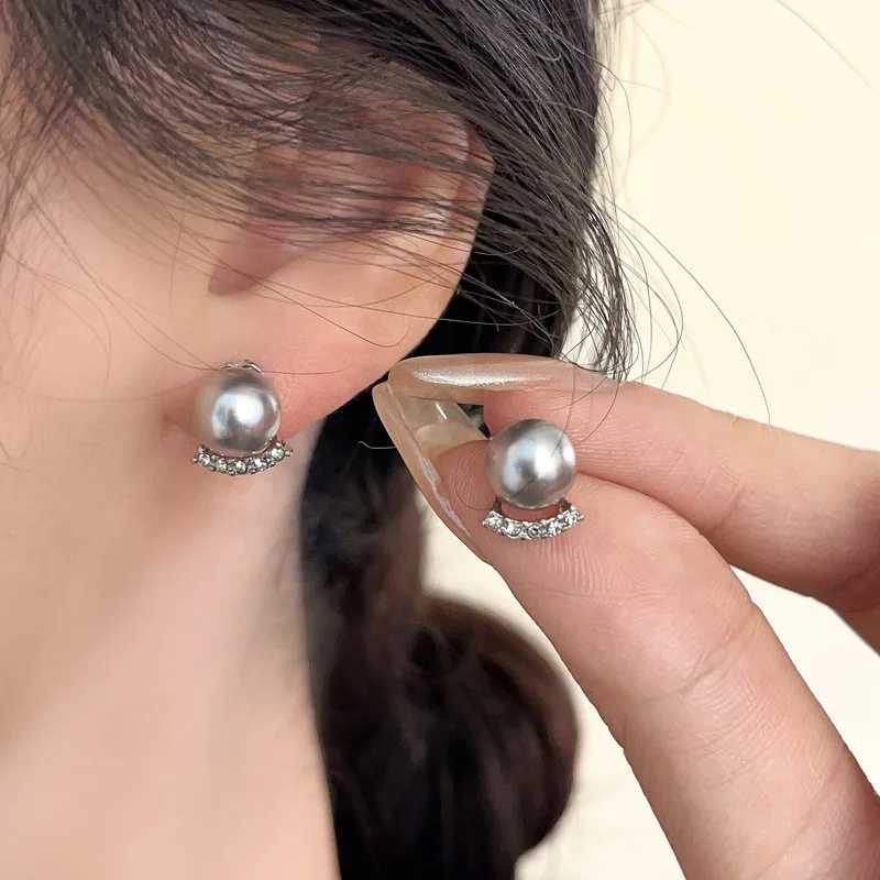 Cute Girls Mini Imitation Pearl Crystal Stud Earrings Party Simple Jewelry Women Daily Vintage Korean Earrings White GreyX241023