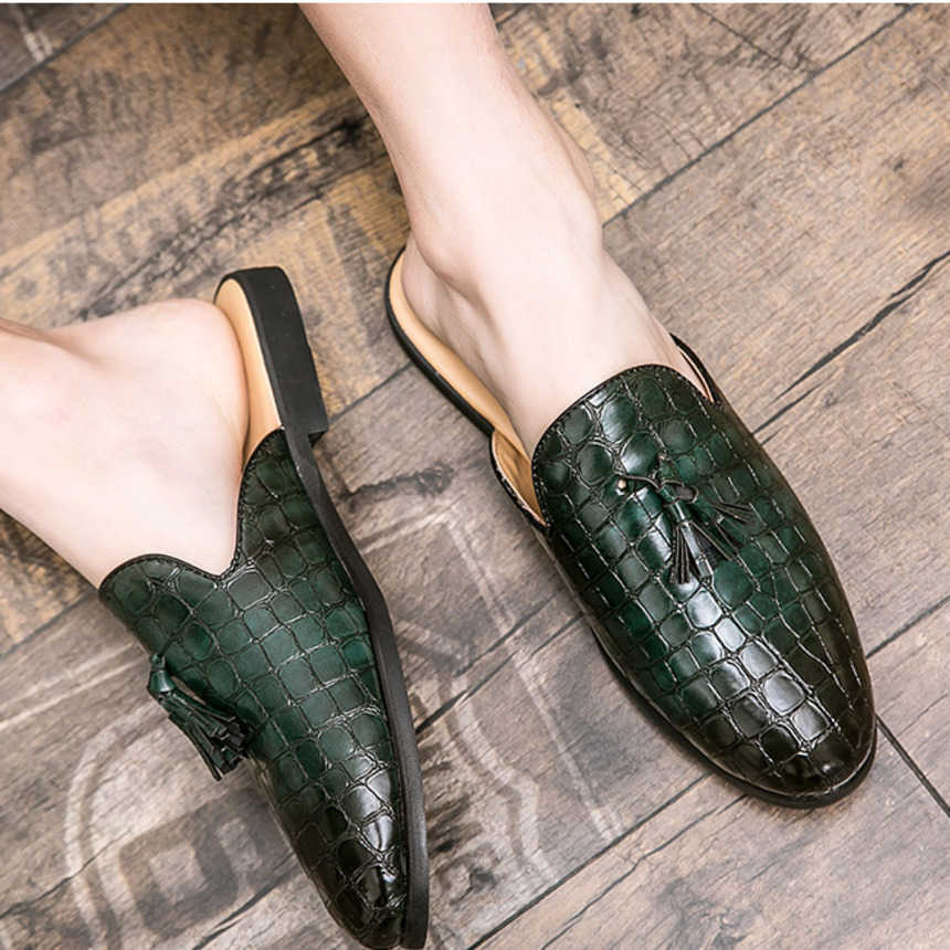 Men Dress Shoes New British Half Slippers Feet Tassel Small Leather Shoes Crocodile Pattern Trendy Casual Shoes 241009