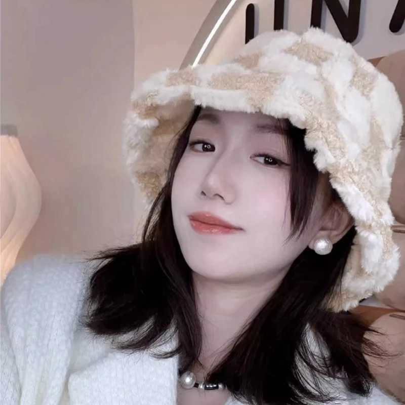 Grid bucket hat plush adjustable bucket hat fur warm fisherman hat winter and spring for men and women X241023