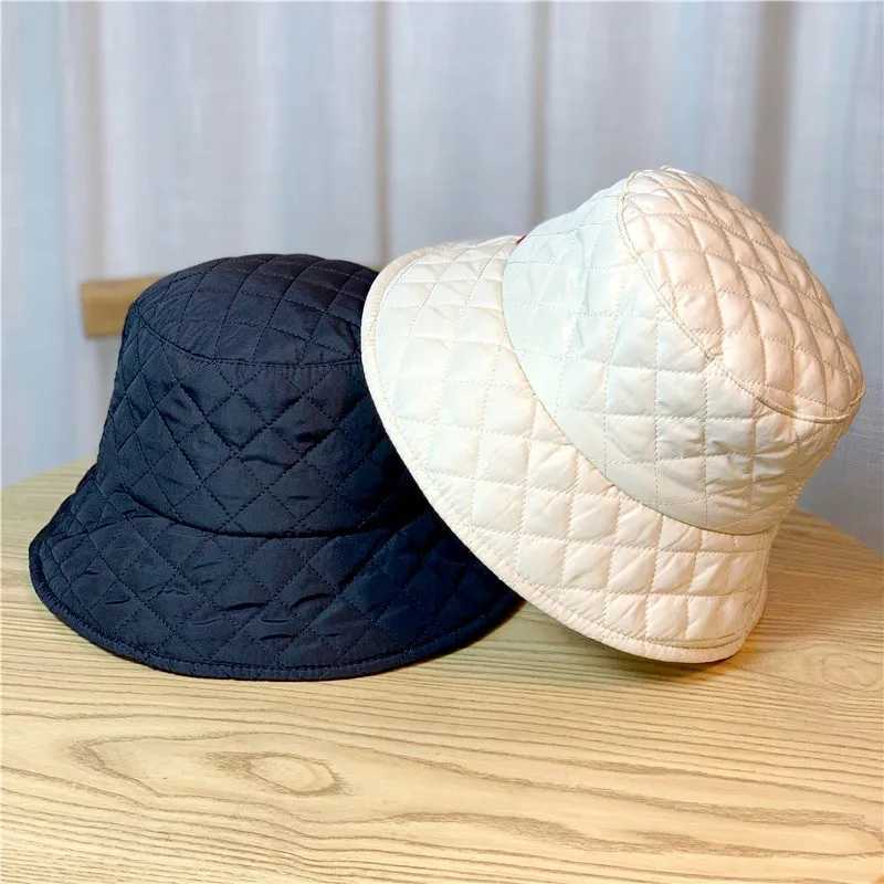 Winter warm thick flat bottomed bucket hat soft solid plush bucket hat mens warm flat topped Panama hat outdoor fishing hat X241023