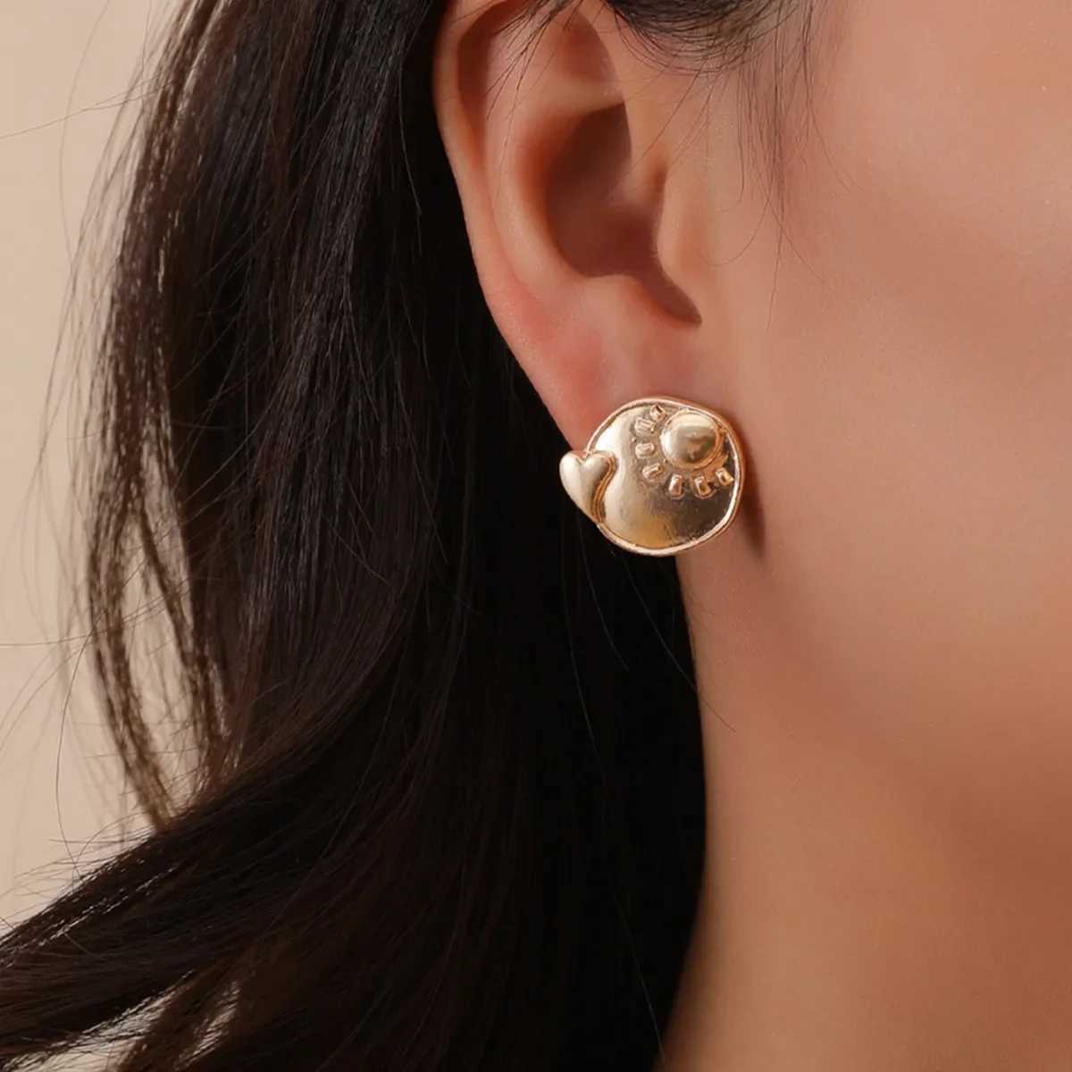 Gold Silver Chunky Glossy Round Sun Shape Cute Lovely Simple Holiday Ear Ornaments Stud Earrings for Daily Wear Jewelry GiftsX241023