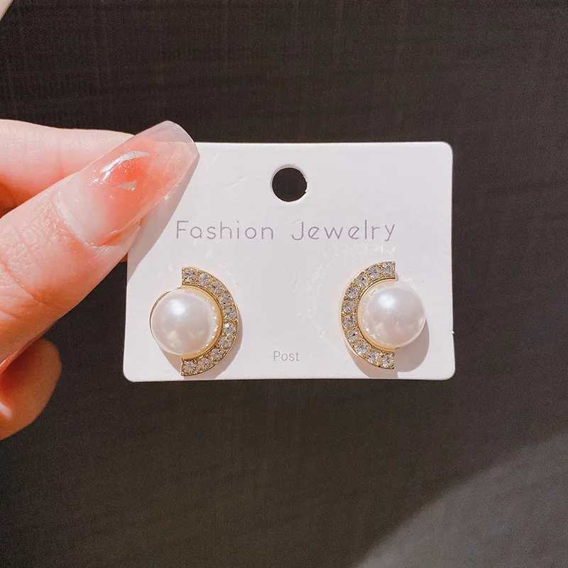 Trendy Imiation Pearl Stud Earrings for Women Rhinestones Semicircle Geometry Charms Small Earrings Party Elegant Jewelry GiftX241023