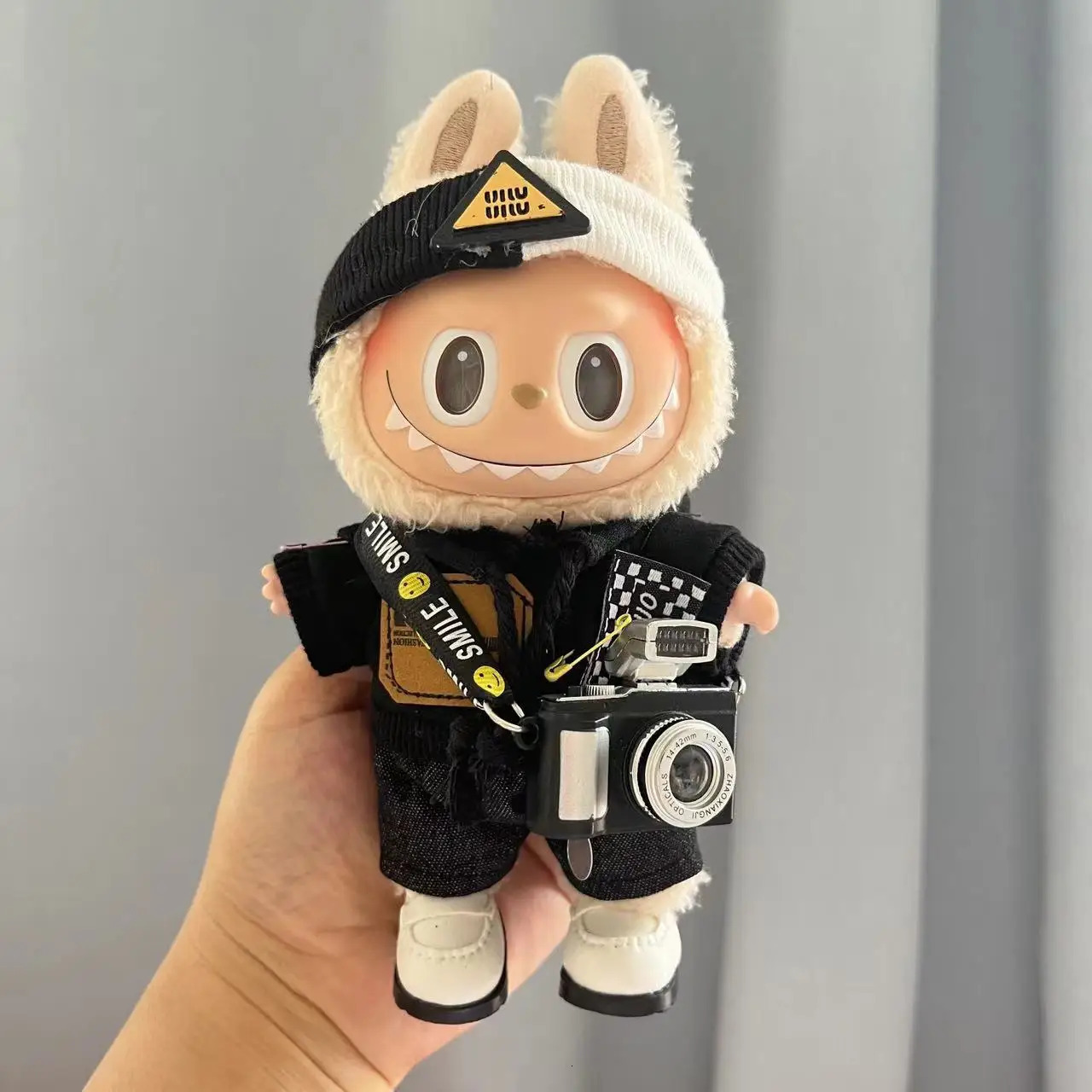 17cm Labubu Idol Dolls Plush DollS Cool Boyfriend Hoodie Accessories Korea Kpop Exo Jumpsuit Clothing Fans Overalls 2410