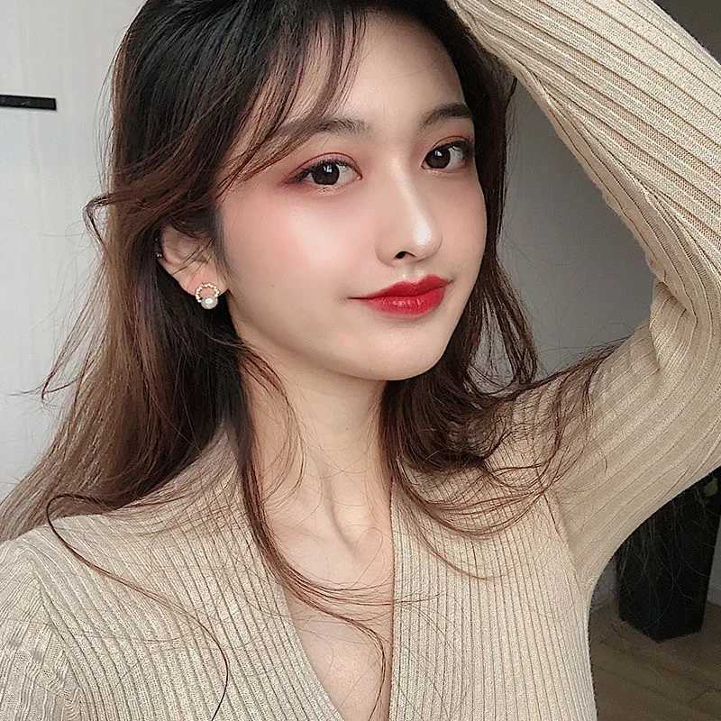 Round Crystal Imitation Pearl Stud Earring for Women Sweet Temperament Ear Jewelry Accessories Wholesale Christmas Day GiftX241023