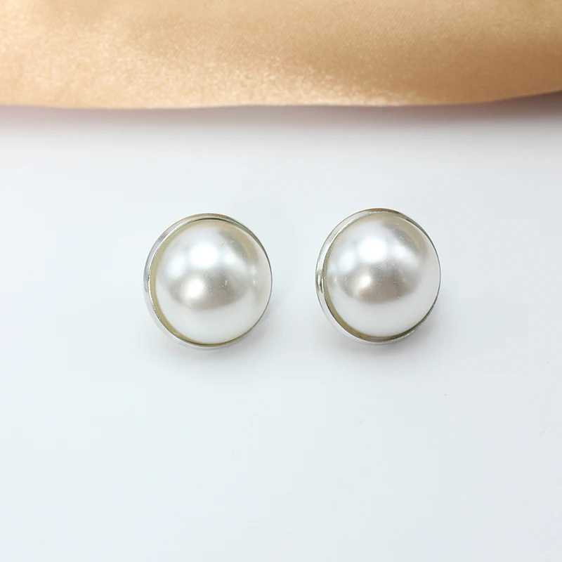 20mm Exaggerate Round White Imitation Pearl Stud Earring for Women Simple Temperament Wedding Jewelry Christmas Day Girl GiftX241023