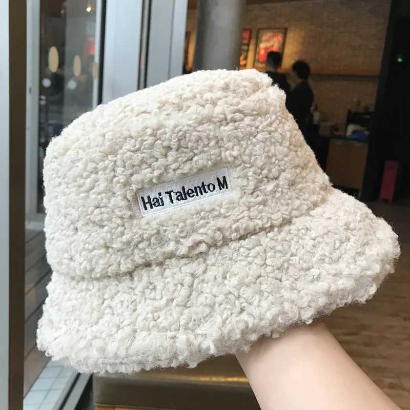 Cashmere plush bucket hat for warm bucket hat Panama cowhide leopard fisherman hat ladies outdoor street winter hat X241023