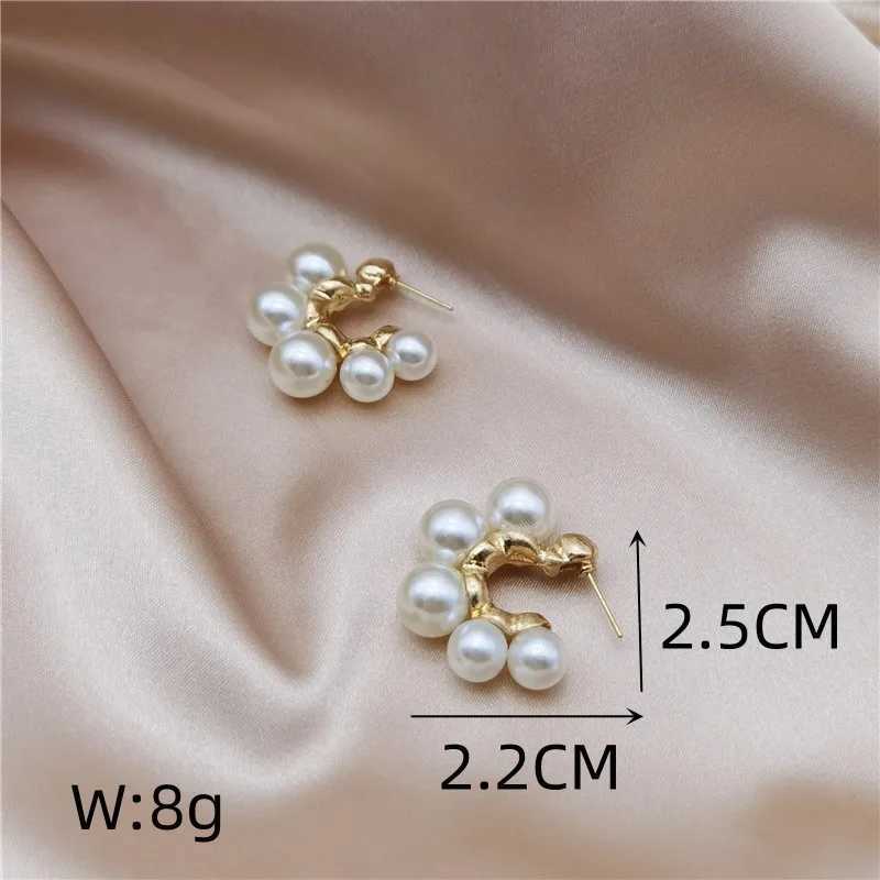 Irregular C-Type Big White Imitation Pearl Stud Earrings for Women Korean Temperament Party Jewelry Accessories Girl GiftX241023