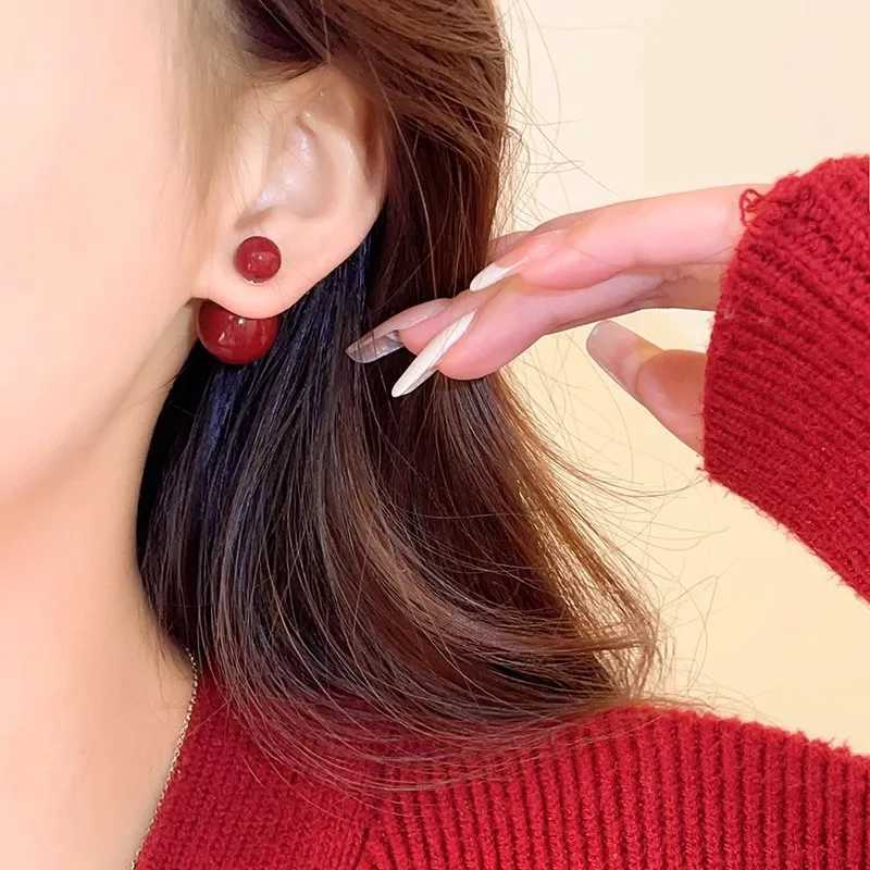 Vintage Fashion Double-sided Simulation Pearl Stud Earrings for Women Lucky Red Color Temperament Charm New Year Party JewelryX241023