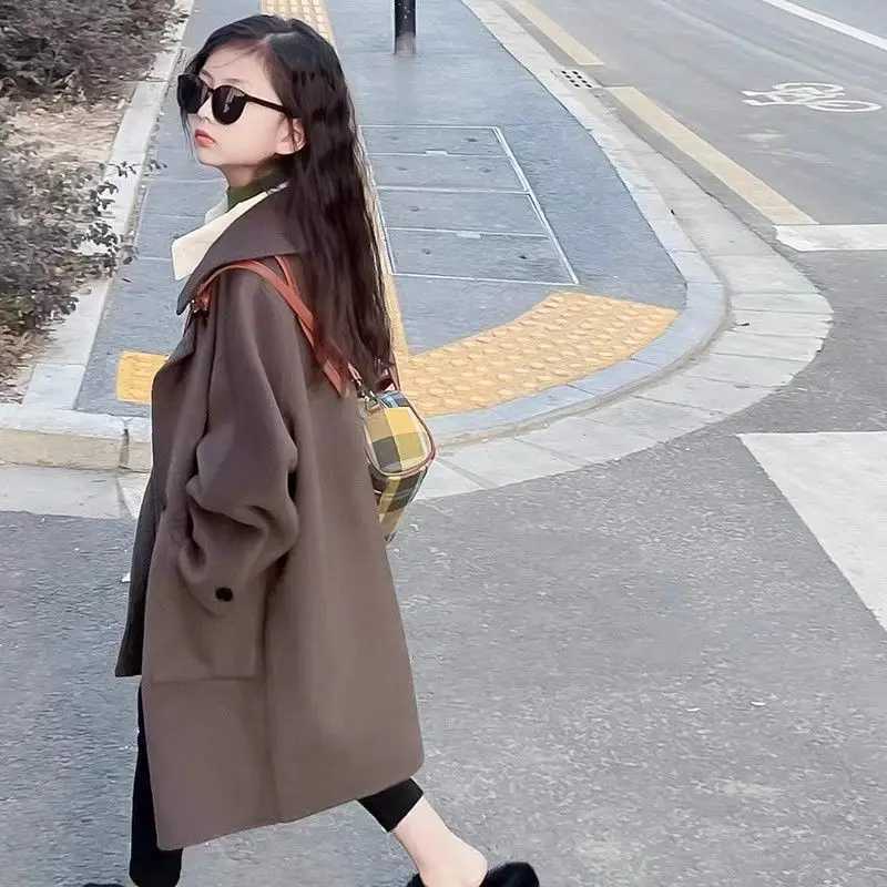 Womens wool coat windproof jacket 2023 classic warm thick winter cotton Par Plus size childrens clothing W241023