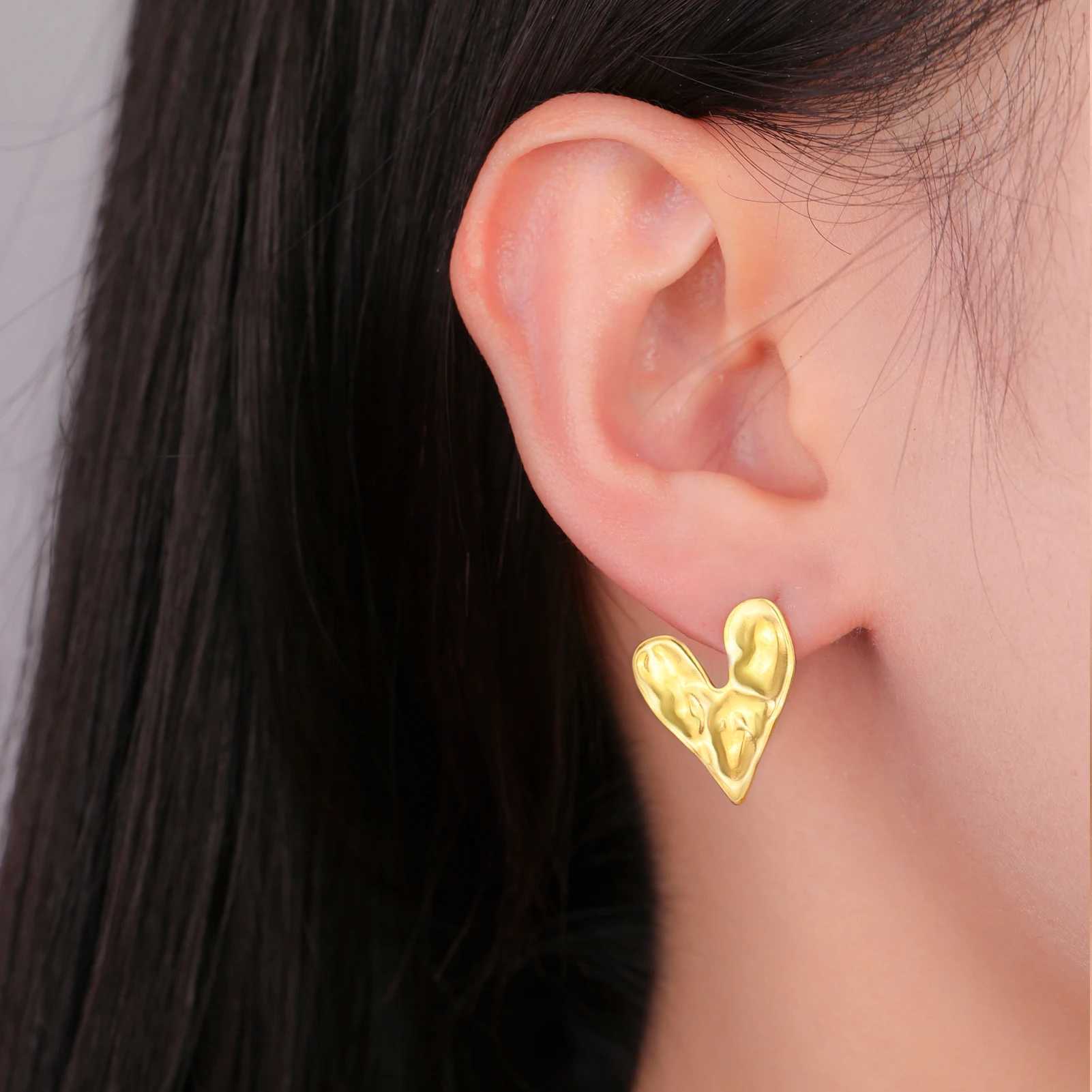 Teamer Fashion Uneven Heart Stud Earrings Stainless Steel Gold Color Earrings for Women Birthday Jewelry Romantic Couple GiftX241023