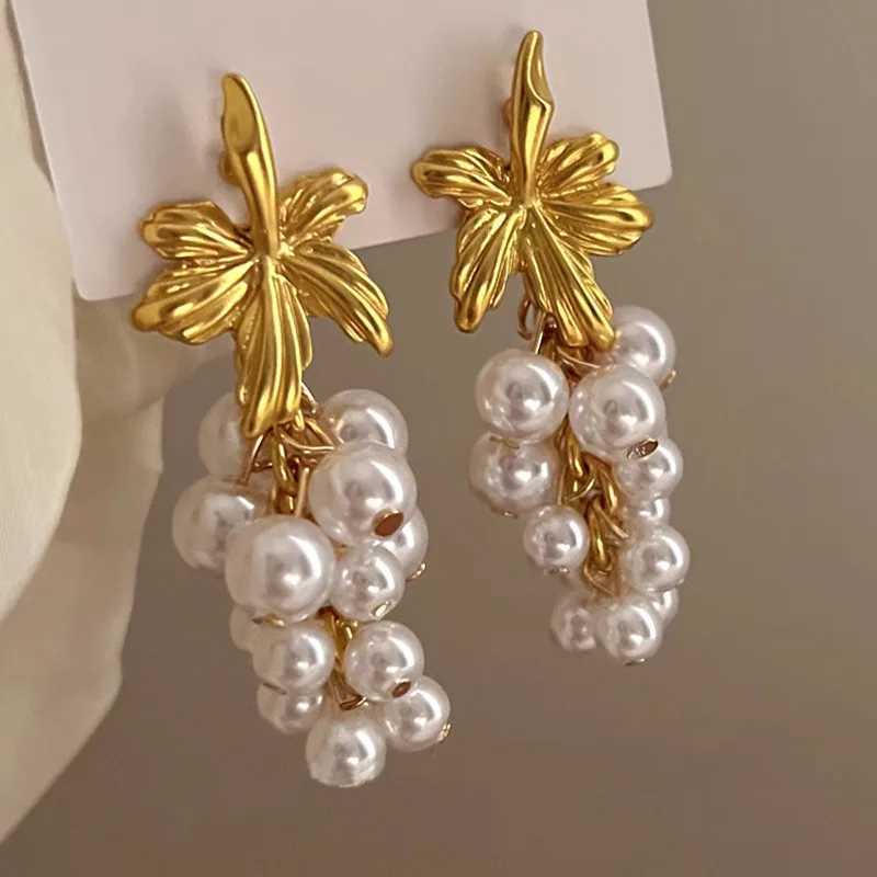 Vintage imitation pearl tassel gray earrings creative fruit luxury fairy temperature stud earrings womens jewelry Accorie W241023