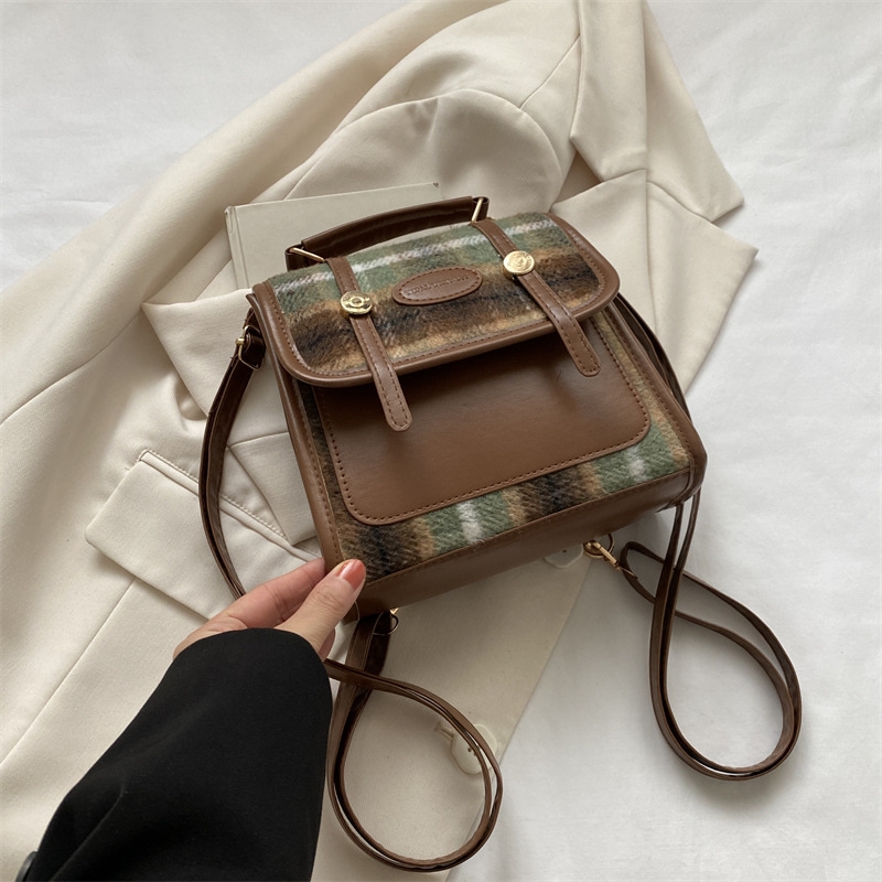 2025 Designer shoulder women's Simple 3 handbag casual travel 2024 winter new niche design bag free shipping