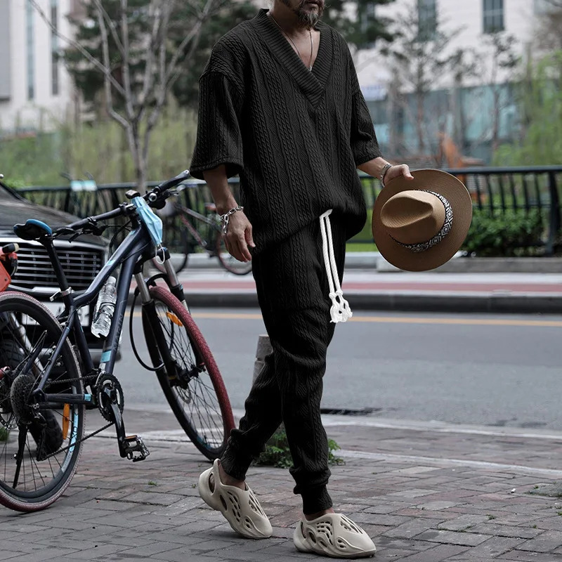 Summer mens casual loose one-third sleeve top jacquard knitted top close-up mens beach suit holiday two-piece clothing 241024