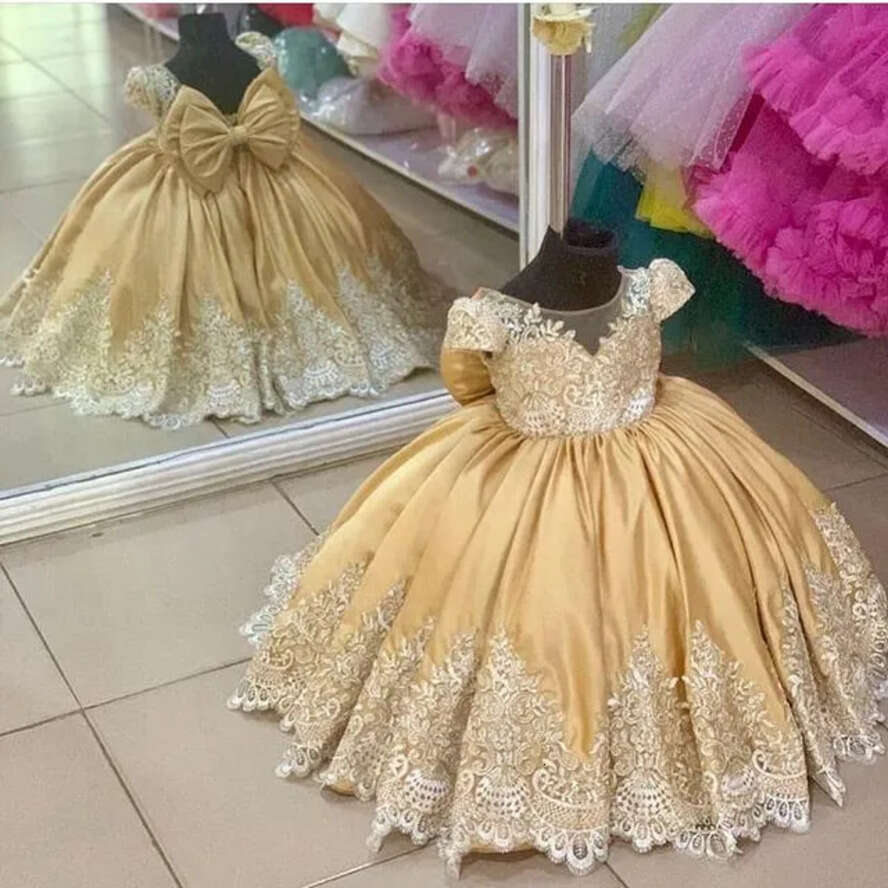 2021 Gold Lace Vintage Wer Girl Dresses Sheer Neck Satin Ball Gown Tulle Lilttle Kids Birthday Pageant Weddding Gowns