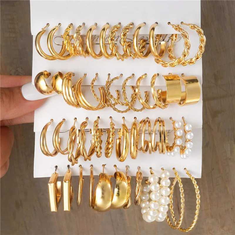 Mole Geometric Ring Earring Set suitable for women Bohemian pearls round gold retro punk fashionable jewelry W241023