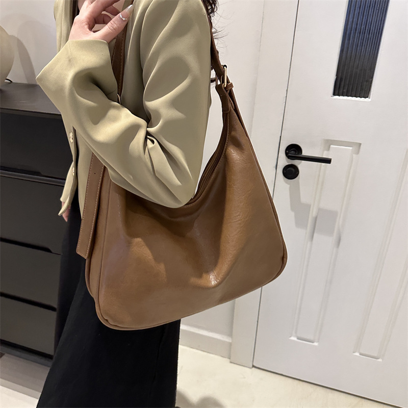 2025 Designer Style New 3 2024 Women's Simple Handheld Casual Fashion Single Shoulder Tote Bag free shipping