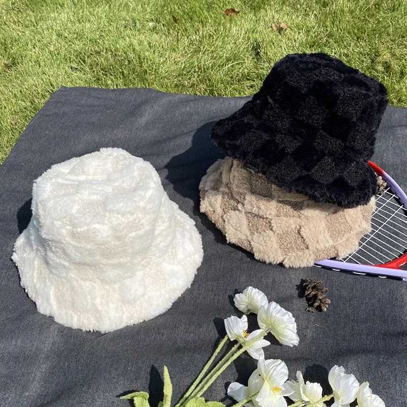 Grid bucket hat plush adjustable bucket hat fur warm fisherman hat winter and spring for men and women X241023