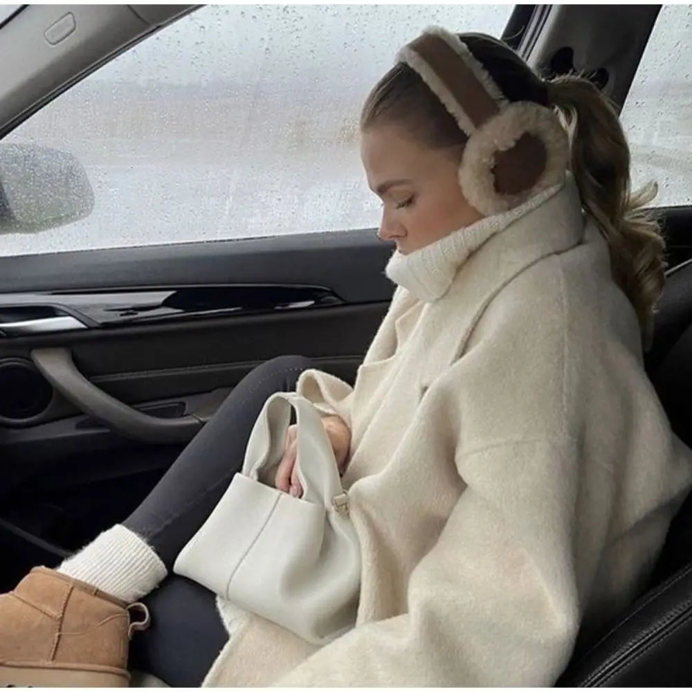 Plush Ear Muffs Winter Warmer Foldable Ear Cover for Women Men Outdoor Cold Protection Warm Earflaps Fashion Ear-Muffs Ear Cover 241024