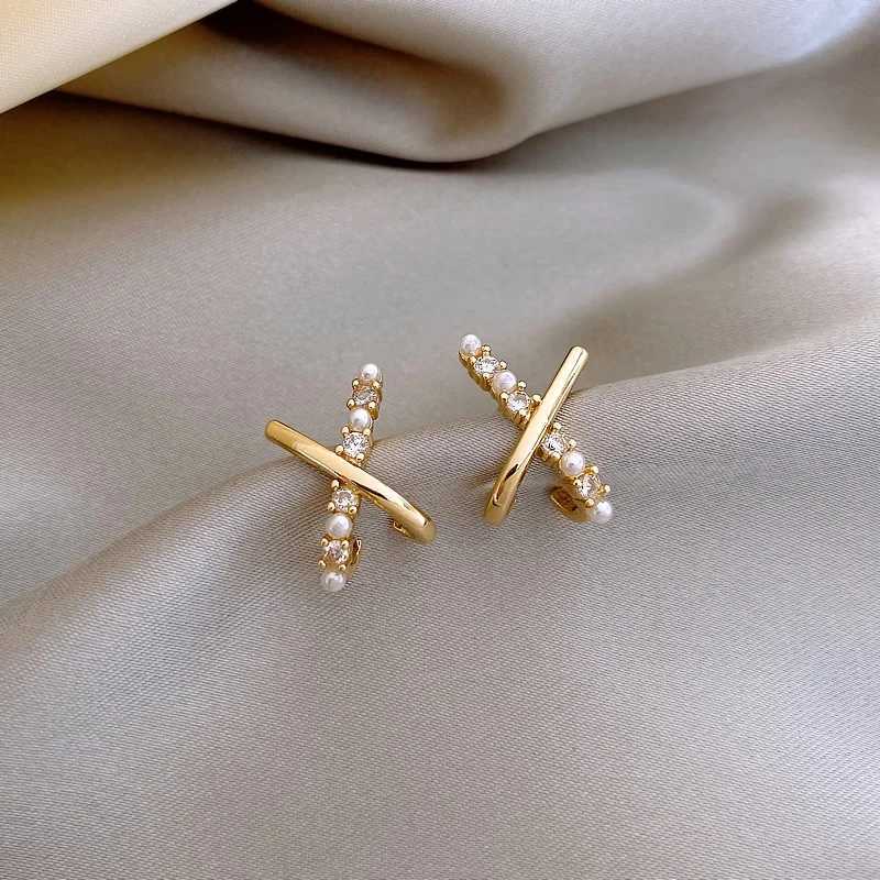Luxury Fashion Small Cross X-shape Zircon Pearl Earrings for Women Statement Unusual Accessories Luxury Wedding Party JewelryX241023