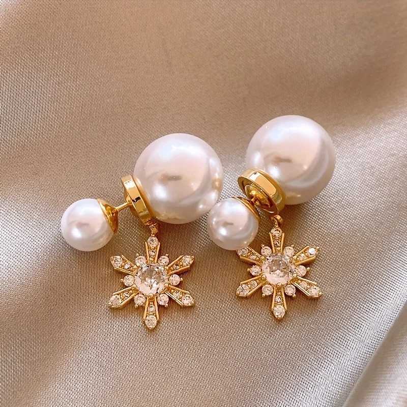 1 pair of snowflake pendant imitation pearl earrings fashionable simple luxurious and versatile earrings suitable for parties W241023