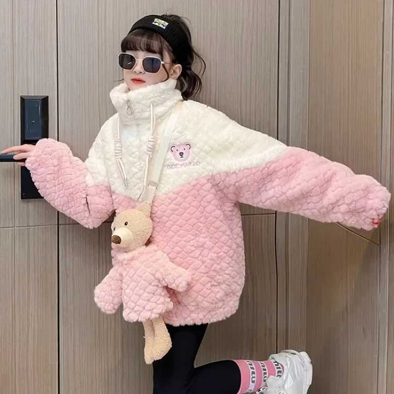 Girls winter coat fashionable sweater warm jacket cute bear bag thick plush coat high-end childrens clothing W241023