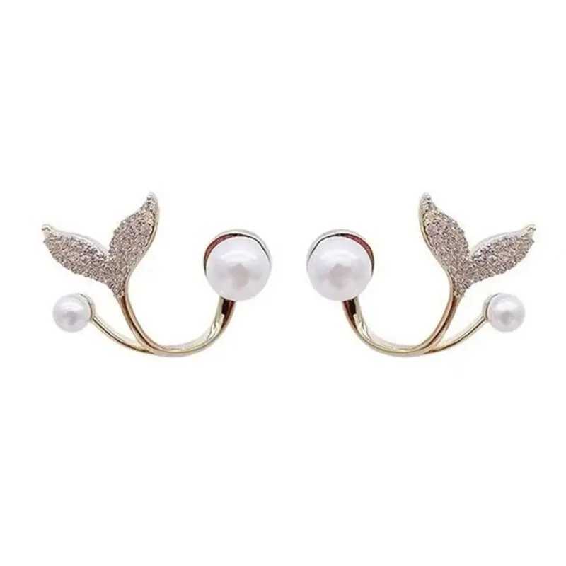 Women New Light Luxury Crystal Fish Tail Studs Earrings Pearl Mermaid Ear Tail Cuff Whale Tail Mermaid Earrings AccessoriesX241023