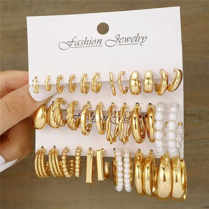 Mole Geometric Ring Earring Set suitable for women Bohemian pearls round gold retro punk fashionable jewelry W241023