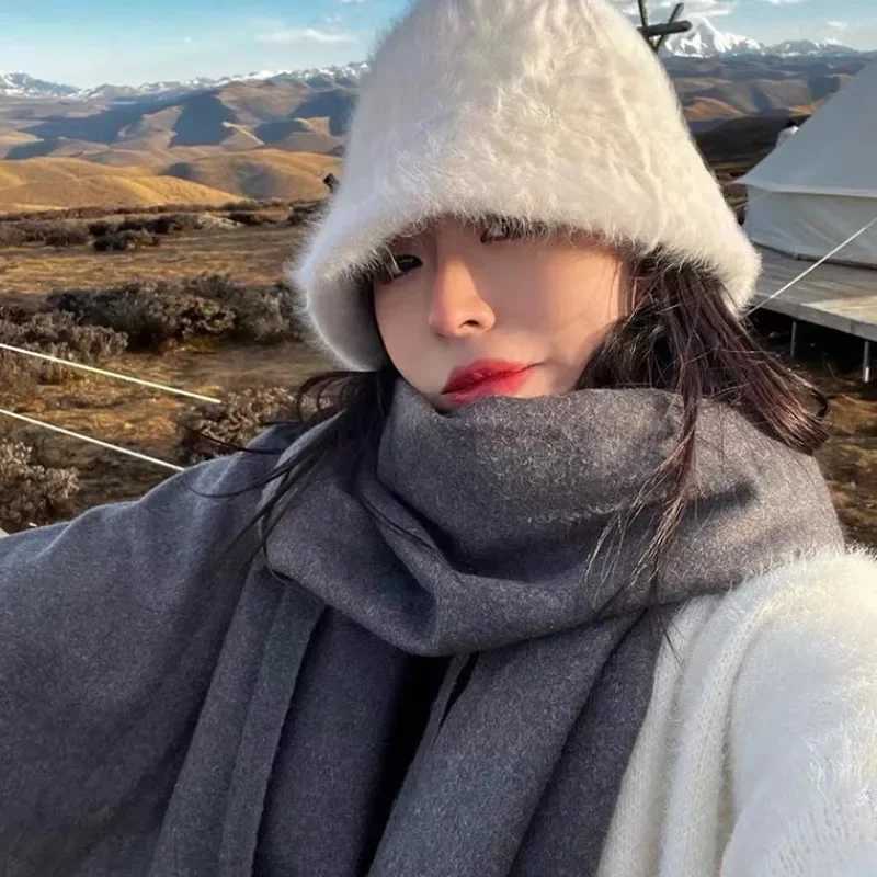 Fashion designer Xin M rabbit fur leather bucket hat warm winter Korean casual version fluffy bucket hat white warm basin hat X241023