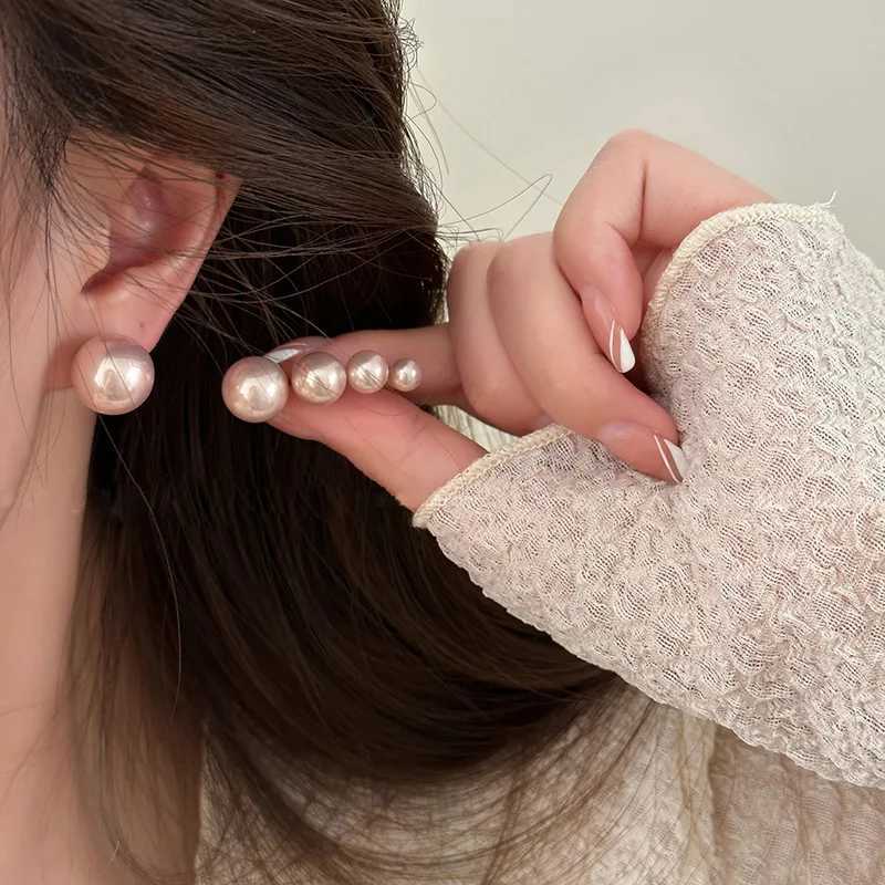 Champagne Pearl Earrings - Illuminate Your Beauty with Simple yet Luxurious High End Earrings with Simple Elegance W241023