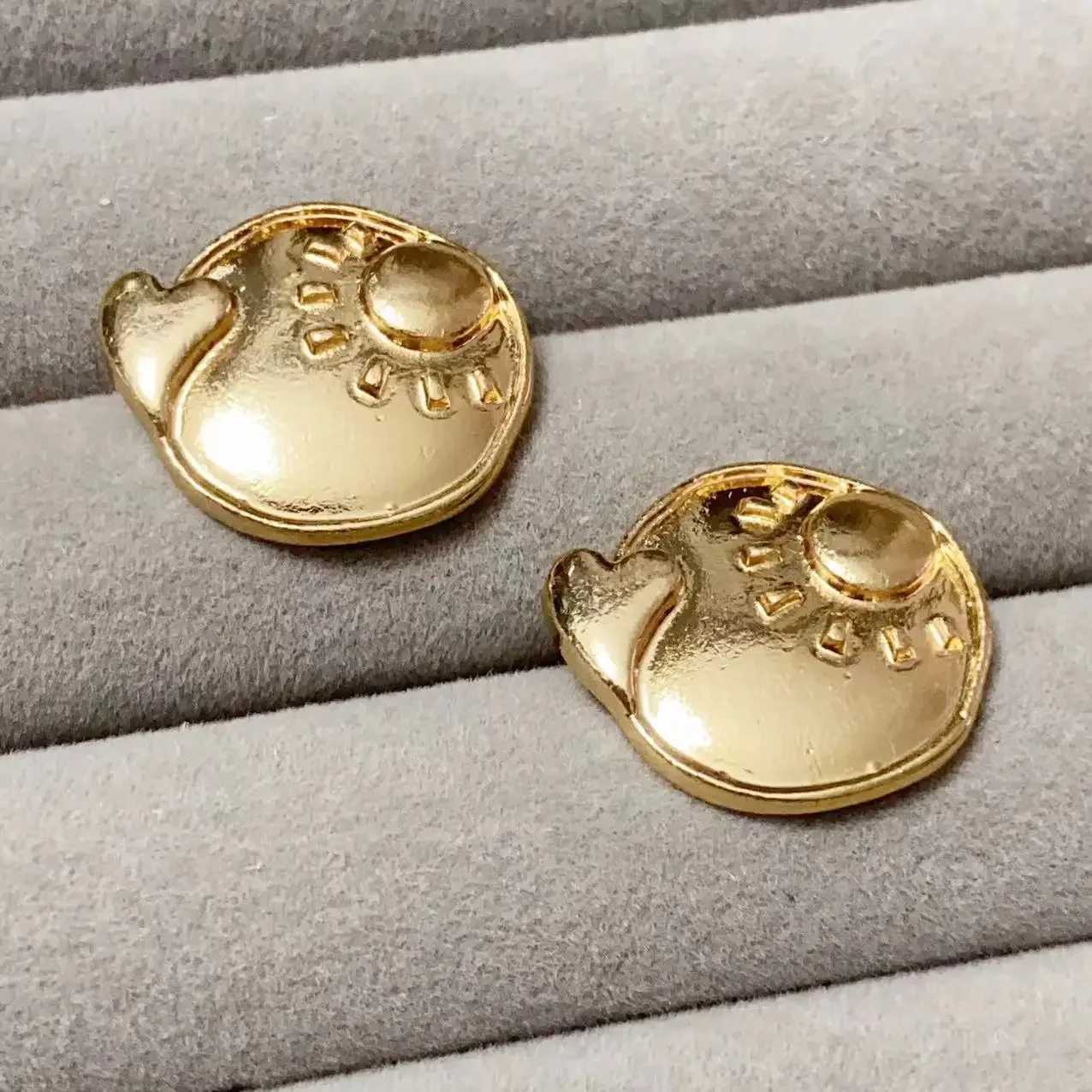 Gold Silver Chunky Glossy Round Sun Shape Cute Lovely Simple Holiday Ear Ornaments Stud Earrings for Daily Wear Jewelry GiftsX241023