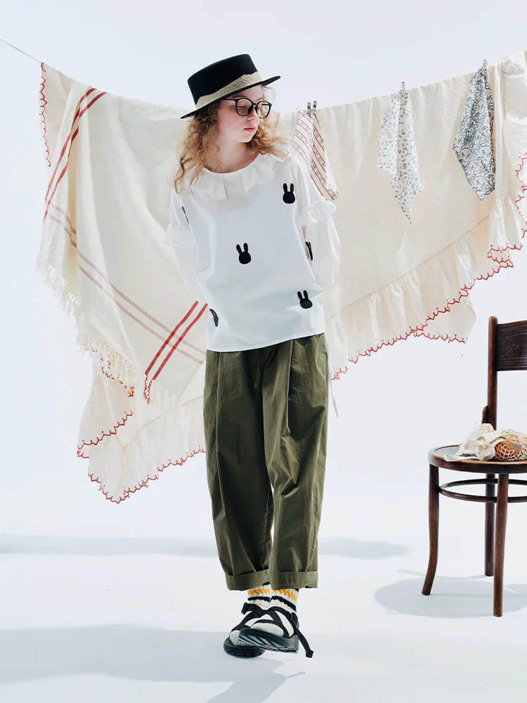 IMAKOKONI original green elastic waist casual pants pocket solid color loose casual pants for women 234054 241023