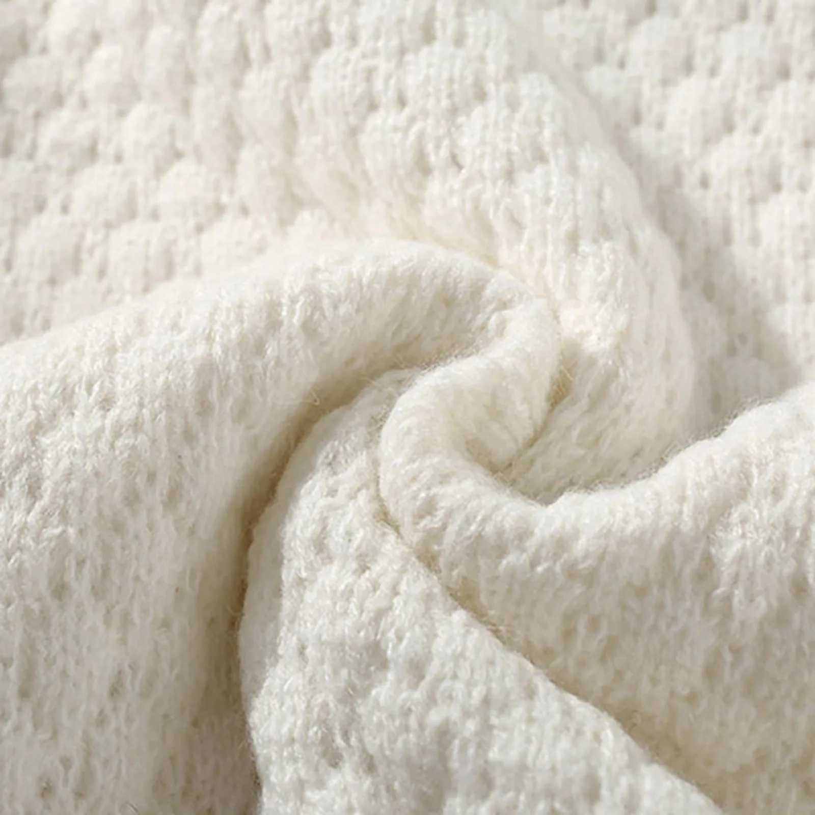 Autum Men Sweaters Knitwear Pullover Male Winter Solid Thick High Neck Sweater Youth Loose Pullover Pineapple Hombre Ropa LX241024