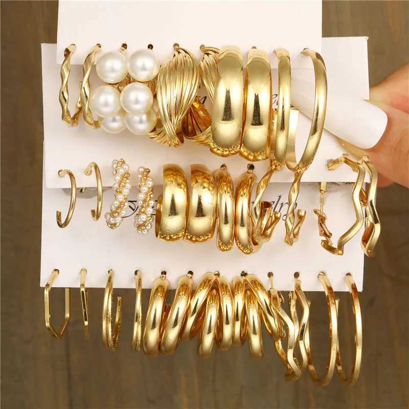 Mole Geometric Ring Earring Set suitable for women Bohemian pearls round gold retro punk fashionable jewelry W241023