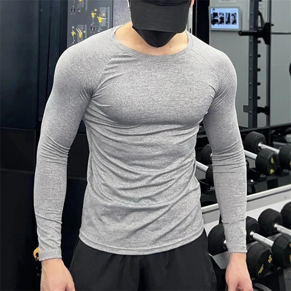 Mens long sleeved running T-shirt fitness training jogging top gym sportswear fitness y2k mens T-shirt 241024