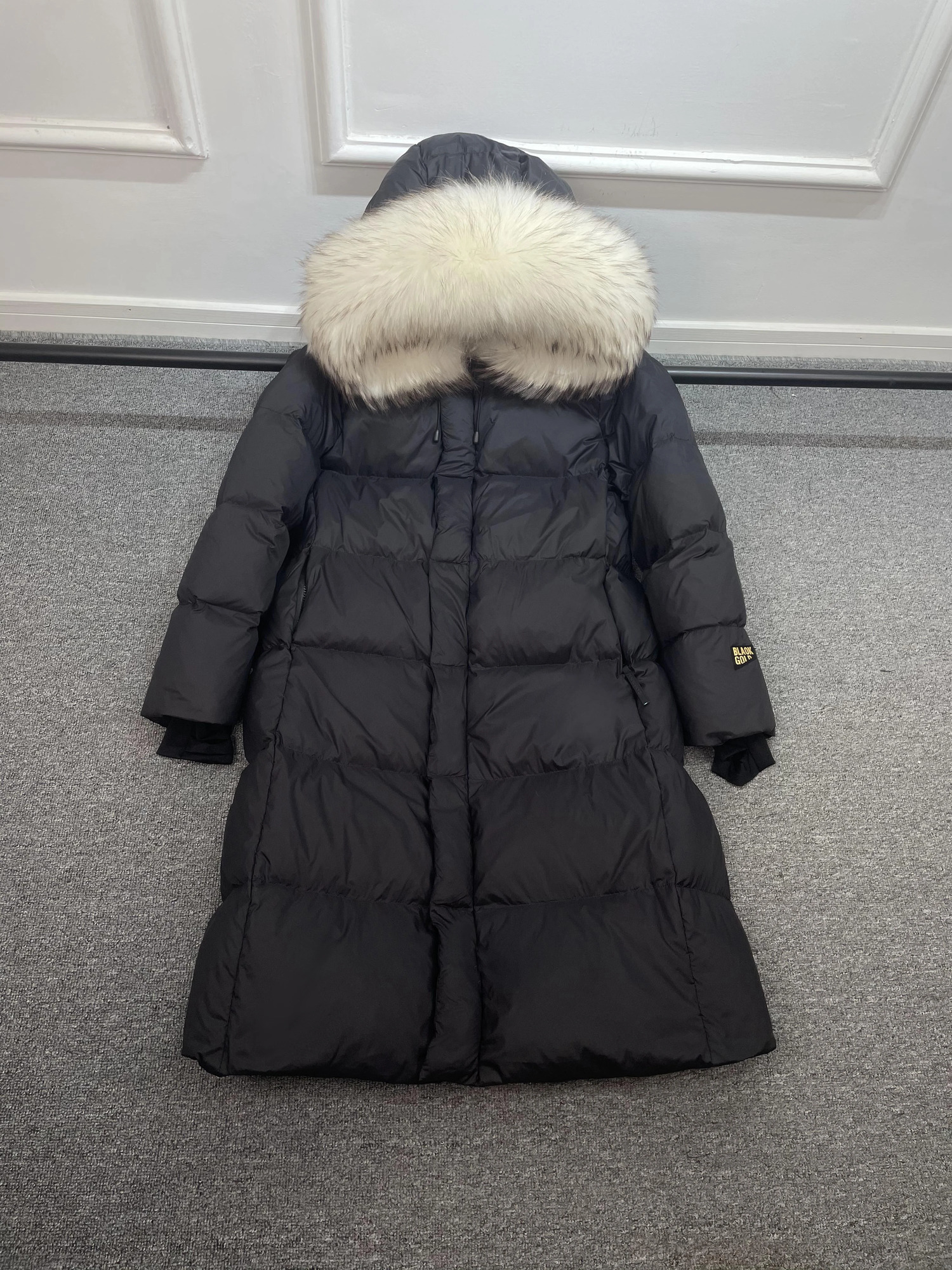 Lagabogy Winter Womens Long Inflatable Jacket Raccoon Fur Collar Thick Hooded Parka Womens Black Waterproof Down Jacket 241023