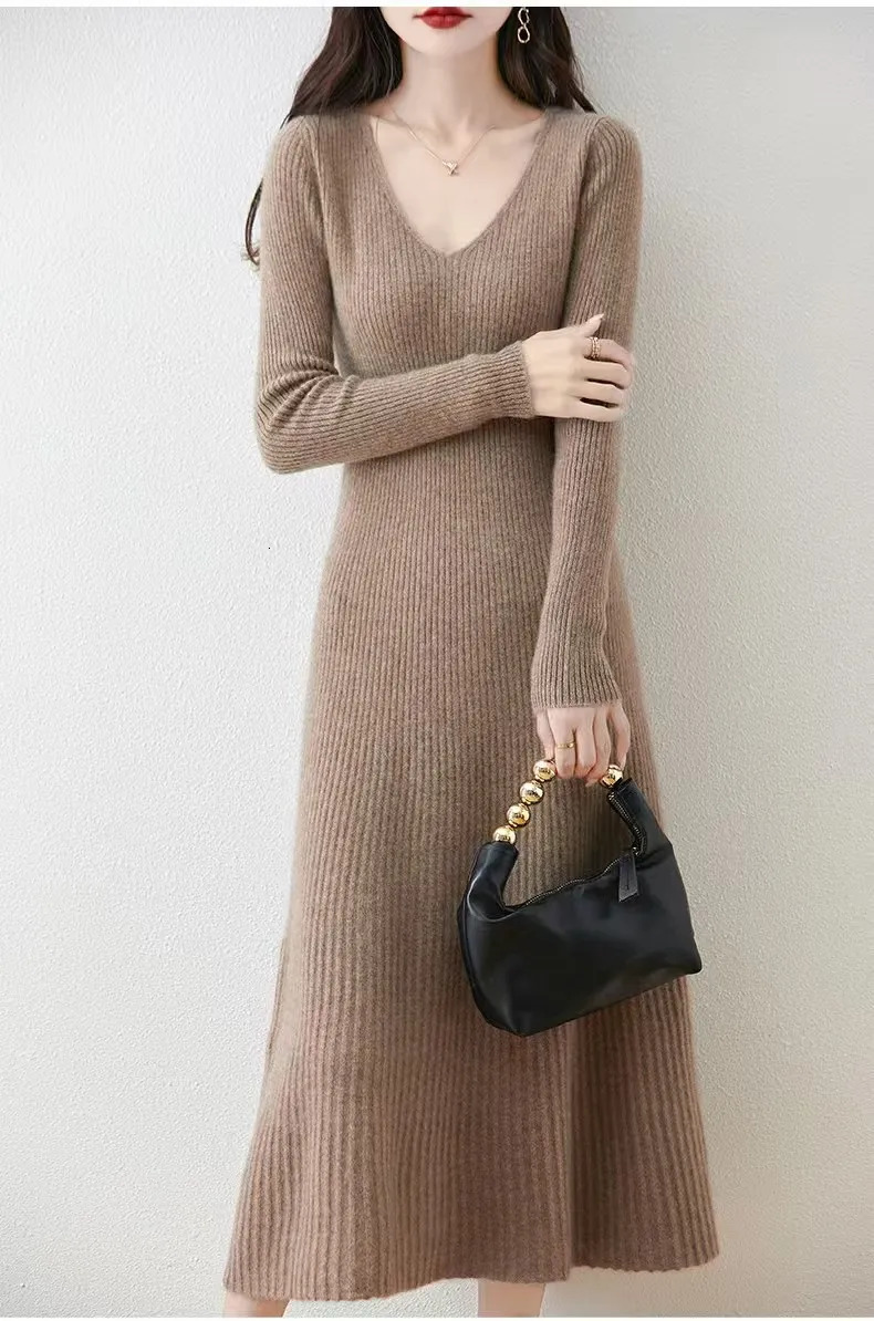 Warm V-neck pure wool knitted dress tight fitting in autumn and winter suitable for hip hugging skirt long cashmere sweater bottom skirt 241024