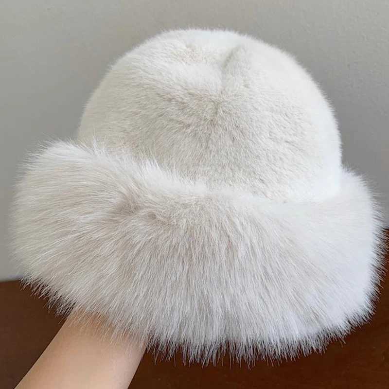 Winter plush fishermans hat used for warm and fluffy fur ear protection windproof and warm equipment fashionable Fem Panama Basin hat X2410234