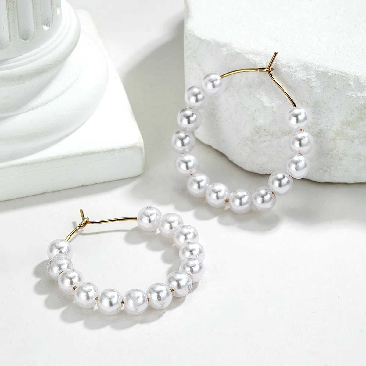Fashion imitation pearl round earrings anti allergic earrings womens piercing temperature Tren Novel Collections jewelry W241023