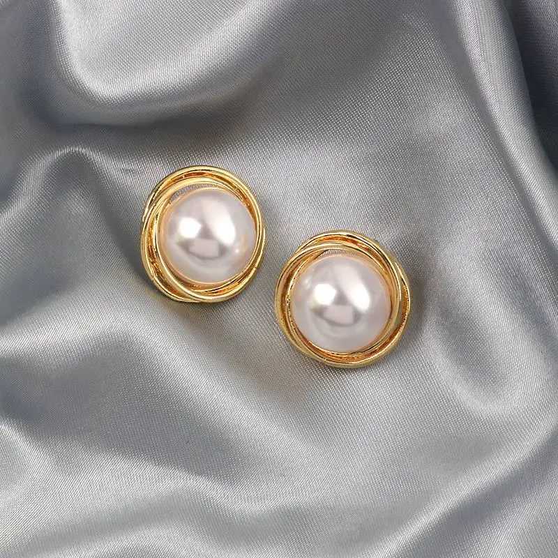 Big Round Imitation Pearl Stud Earring for Women Female Sweet Gold Color Edge Piping Jewelry Party Wedding Christmas GiftX241023