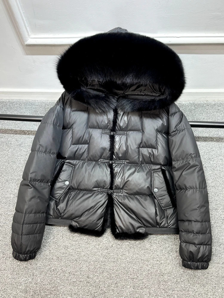 Lagabogy Winter Womens White Duck Down Jacket Fox Mink Collar Womens Short Warm Down Jacket Retro Hooded Park 241023