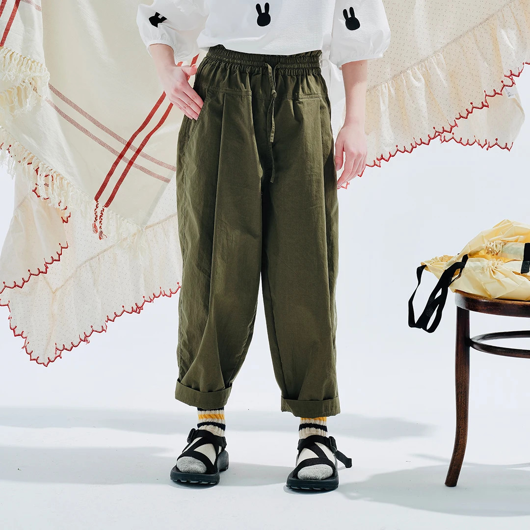 IMAKOKONI original green elastic waist casual pants pocket solid color loose casual pants for women 234054 241023