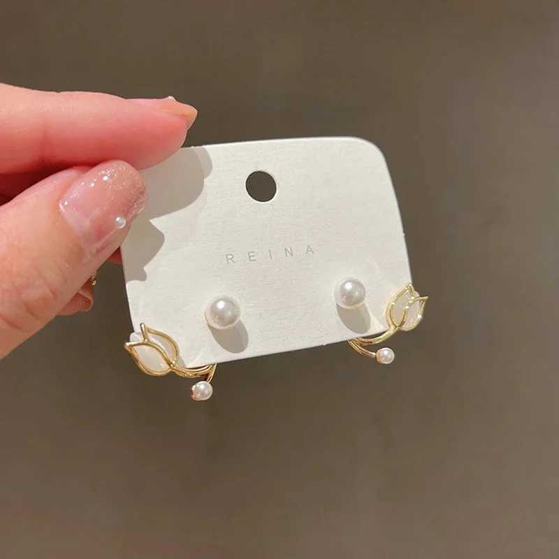 Imitation Pearl Tulip Flower Stud Earrings for Female New Trend Two in One Punk Temperament Jewelry Wholesale Girl GiftX241023