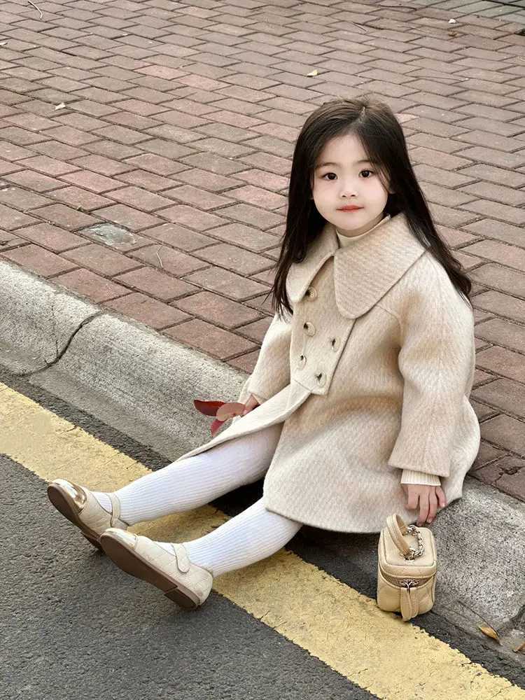 Korean childrens clothing girls wool coat autumn and winter new product baby slider doll collar medium length coat W241023