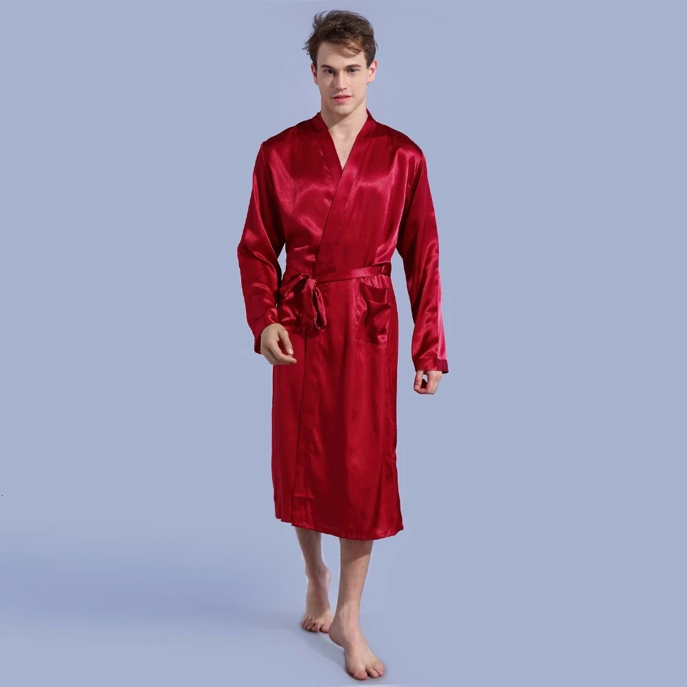 Groom Robe Emotion Silk Soft Home Bathrobe Nightgown Mens Kimono Customization Name and Date Personalized Wedding Party 241023