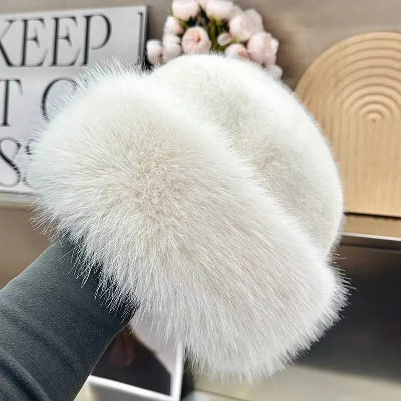 Winter plush fishermans hat used for warm and fluffy fur ear protection windproof and warm equipment fashionable Fem Panama Basin hat X2410231